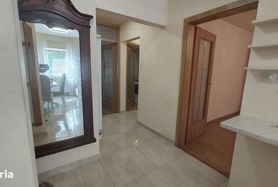 Apartament cu 3 camere decomandat în Ultracentral
