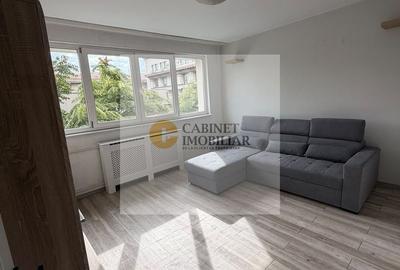 Apartament cu 3 camere decomandat, mobilat în Universitate