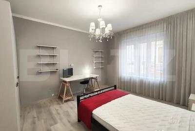 Apartament cu 3 camere decomandat în Central - 1