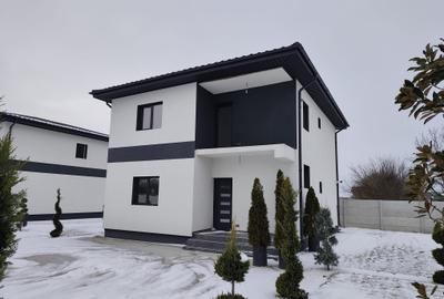 Casă individuală cu 5 camere cu Canalizare în Bolintin-Vale - 1