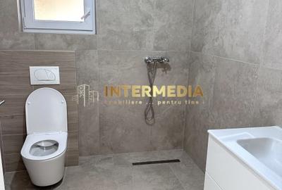 Casă individuală cu 4 camere cu Canalizare în Cetate - 10