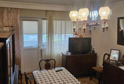Apartament cu 3 camere decomandat în Craiovei - 3