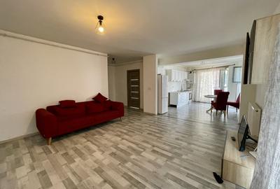 Apartament cu 2 camere semidecomandat, mobilat în Dâmbul Rotund