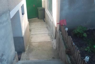 Casă cu 4 camere cu Teren 417 Mp în Schei - 9