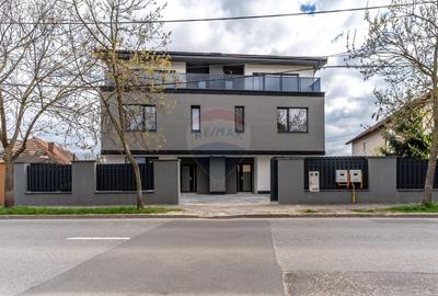 Casă cu 5 camere cu Teren 250 Mp în Mărăști - 1
