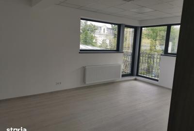 Spațiu comercial, de 105 mp, în Central - 5