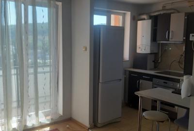 Garsonieră decomandată, mobilată în Baciu