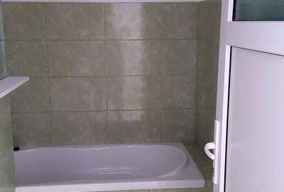 Garsonieră decomandată în Rogerius