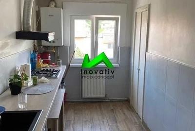 Apartament cu 2 camere decomandat în Ștrand