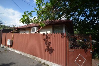 Casă cu 4 camere cu Teren 600 Mp în Andronache - 30