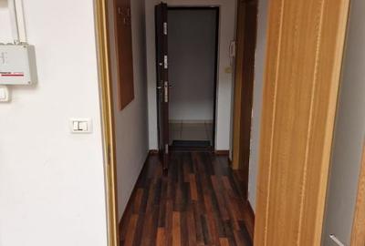 Birou, de 30 mp, în Badea Cârțan - 7
