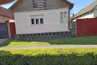 Casă cu 2 camere în Gurghiu