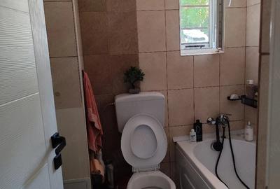 Apartament cu 3 camere semidecomandat în 1 Decembrie 1918 - 2