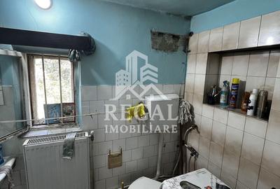 Casă cu 3 camere cu Teren 708 Mp în Central