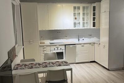 Apartament cu 3 camere semidecomandat în Braytim
