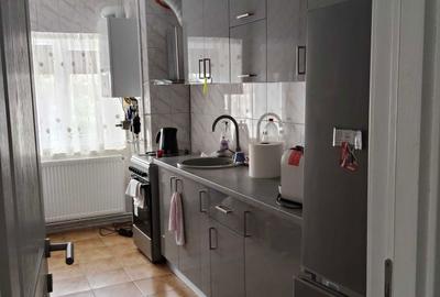 Apartament cu 3 camere semidecomandat în Cornetu - 5