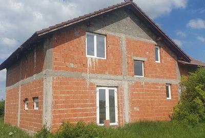 Casă cu Teren 400 Mp în Sânmihaiu German - 2