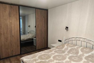 Garsonieră decomandată în Apărătorii Patriei