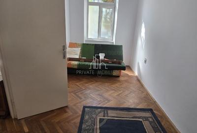 Casă cu 5 camere cu Teren 600 Mp în 7 Noiembrie