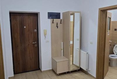 Apartament cu 2 camere decomandat în Medicină