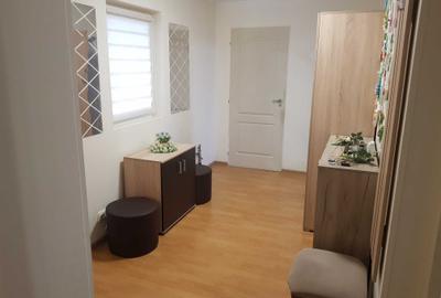 Casă cu 4 camere semidecomandat în Central - 4