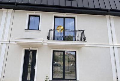 Casă cu 4 camere cu Teren 100 Mp în Central