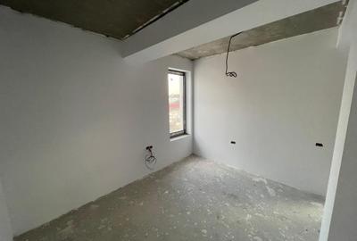 Duplex cu 4 camere cu Canalizare în Palazu Mare - 25