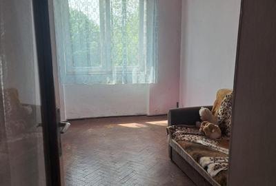 Apartament cu 2 camere semidecomandat în Micro 17 - 4