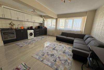 Apartament cu 3 camere decomandat în Micro 20
