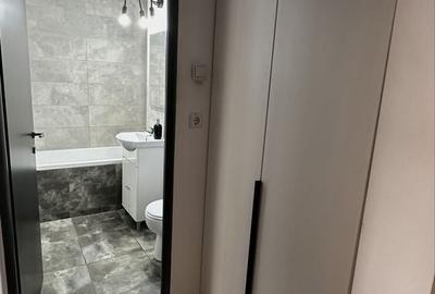 Garsonieră decomandată în Central - 7