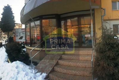 Spațiu comercial, de 111 mp, în Central