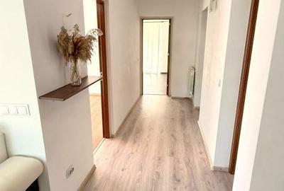 Apartament cu 3 camere în Central - 3