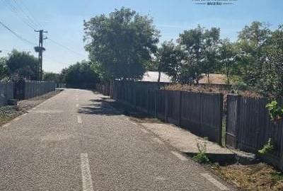 Teren de 1973 mp, în Vadu Pașii