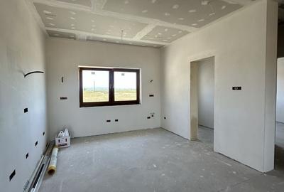 Casă cu 3 camere în Zimandcuz - 3