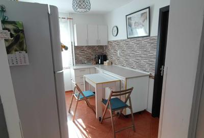 Apartament cu 2 camere decomandat în Vest - 2