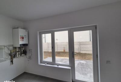 Casă cu 5 camere cu Teren 335 Mp în Vidra - 4