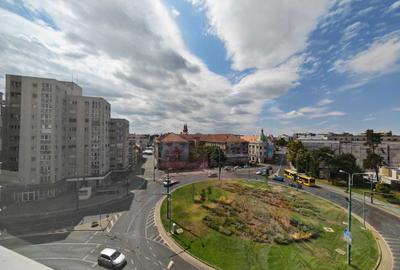 Apartament cu 3 camere decomandat în Ultracentral