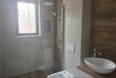 Casă cu 4 camere cu Teren 400 Mp în Domnești