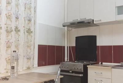 Garsonieră în Apărătorii Patriei