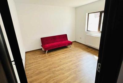 Casă cu 3 camere în Dobroești - 2