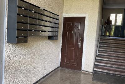 Apartament cu 4 camere decomandat, mobilat în Crângași - 14