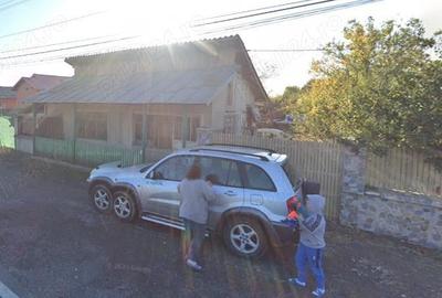 Teren de 180 mp, în Cornești - 1