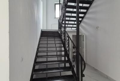 Spațiu comercial, de 1,200 mp, în Central - 5