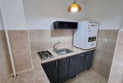 Garsonieră decomandată în Gării