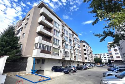 Apartament cu 3 camere semidecomandat în Prelungirea Ghencea