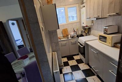 Apartament cu 2 camere semidecomandat în Zețarilor - 2