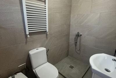Casă cu 3 camere în Golești - 2