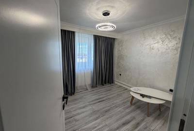 Apartament cu 3 camere decomandat în Central - 3