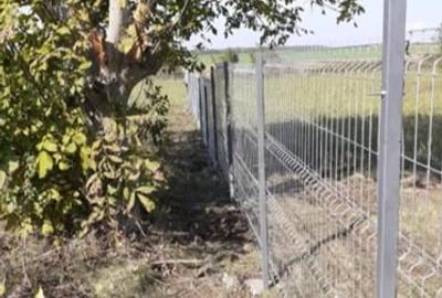 Teren de 2637 mp, în Lilieci - 2