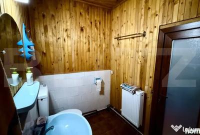Casă cu 6 camere cu Teren 1108 Mp în Central
